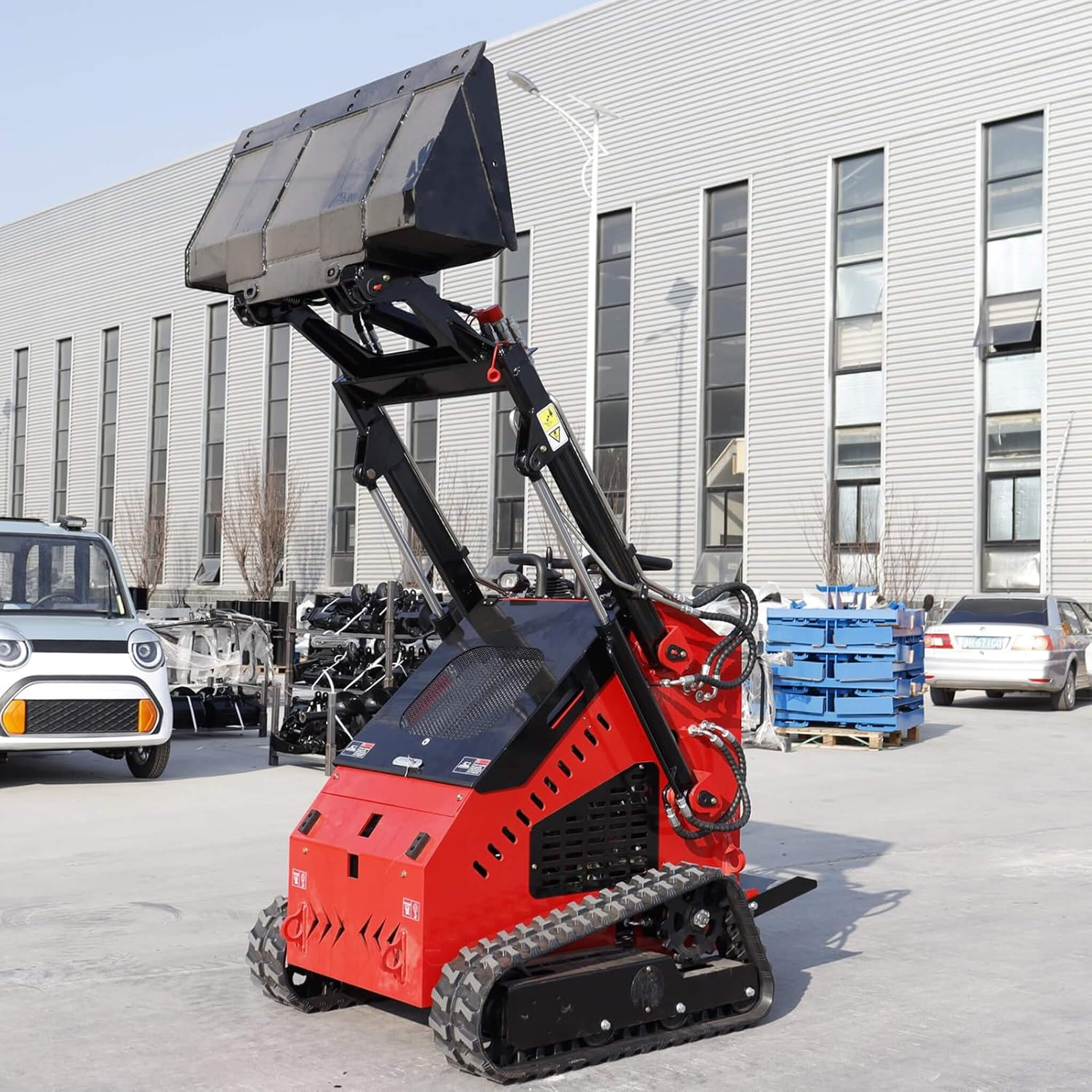 Heavy-Duty 13.5HP Mini Crawler Skid Steer Loader With Bucket (SAK39052) - Image 4